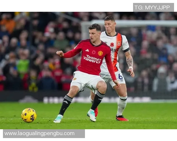 伯恩茅斯与曼联激战成和比分揭晓精彩瞬间回顾